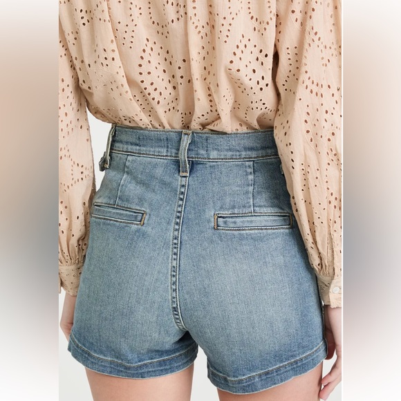 NILI LOTAN | Livie Denim Short - Picture 3 of 9